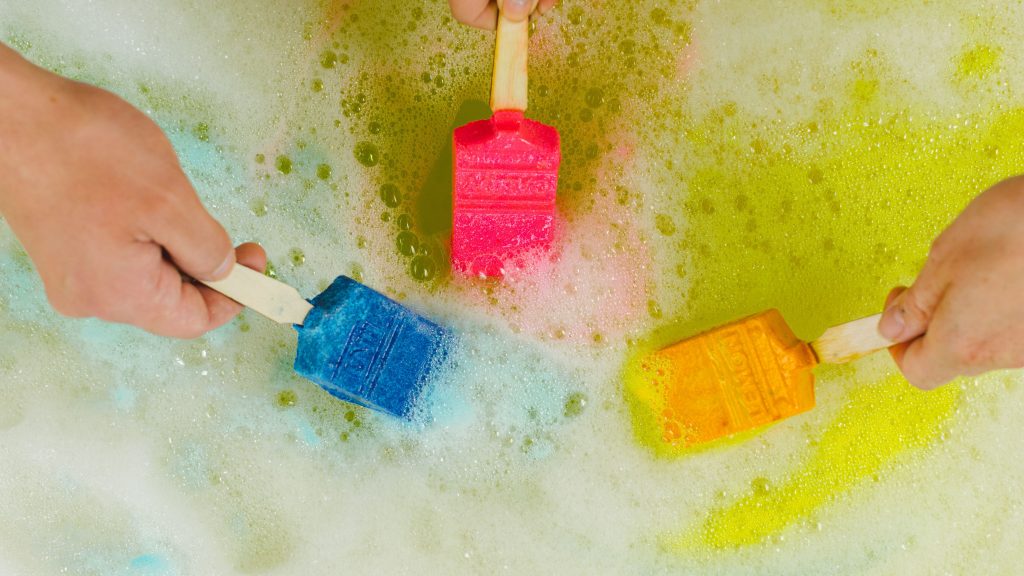 Lush Bath Art, Bubble brush, rúzs és más