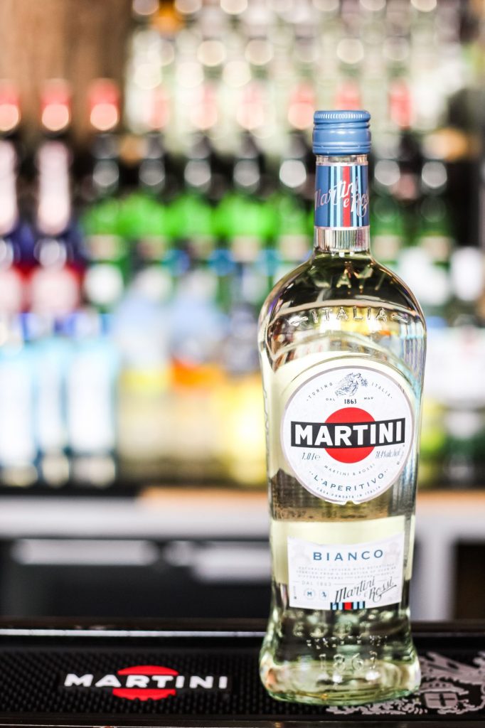A Martini Bianco megújult üvege