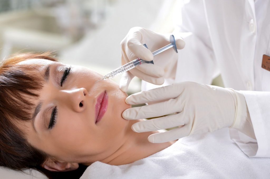 Botox arcfiatalítró kezelés, Royal Clinics