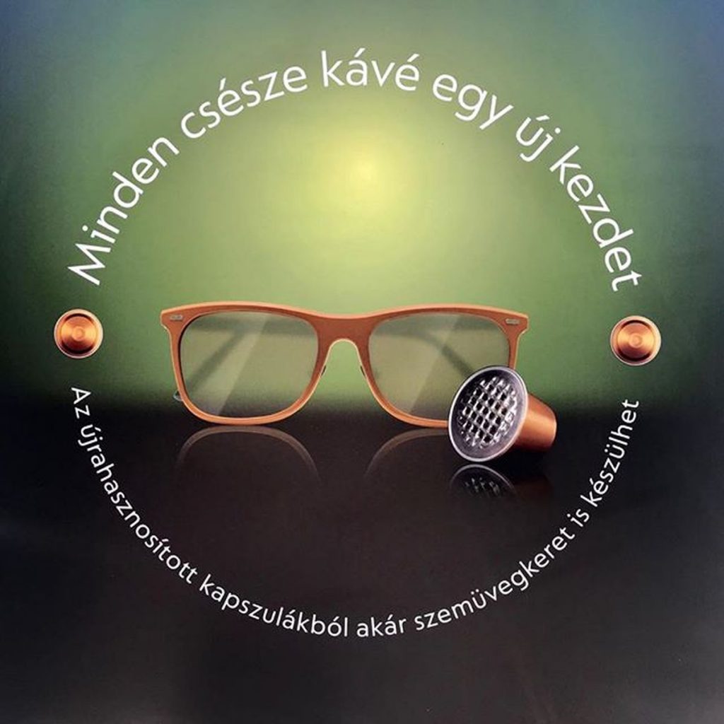 Tipton szemüvegkeret Nespresso kapszulák újrahasznosításával, rúzs és más