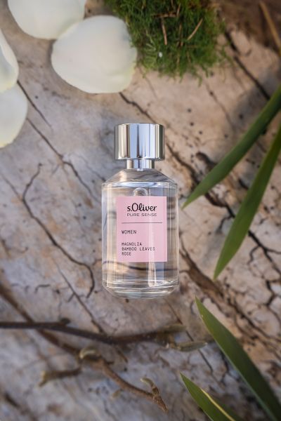Az s.Oliver Pure Sense egy illatpár, mely az őszinteségre épül. Akár egy jó kapcsolat: valódi, természetes és tiszta.