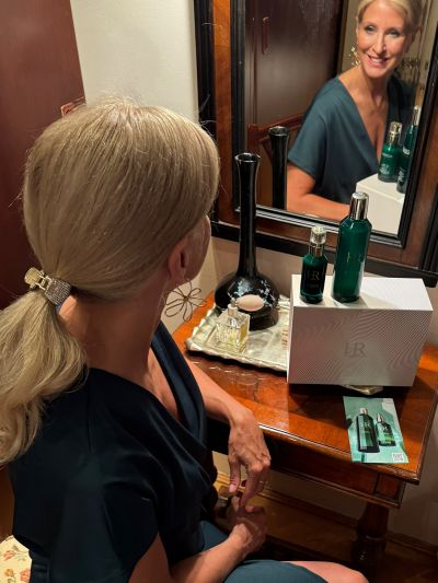 helena rubinstein, powercell, skinmunity, ruzs es mas, arcapolas, luxus, luxusmarka, ossejt, novenyi ossejt, borfiatalito, regeneralo