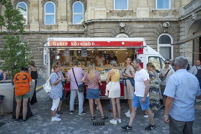 bor, borfesztival, budapest borfesztival, budai var, budavari palota, gasztro, borkostolas, ruzs es mas