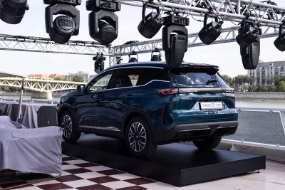 chery, suv, tiggo, kinai, auto, kocsi, ruzs es mas, csaladi, piaci bevezetes