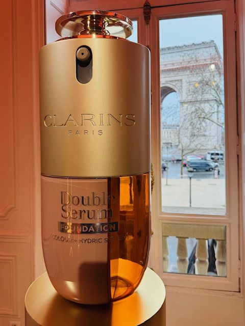 clarins, double serum, double serum foundation, alapozo, szerum alapozo, smink, hibrid, ruzs es mas, parizs, termekbevezetes, vip