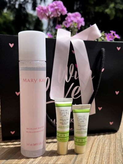 mary kay, galss lips, makeup, szaj, ajak, ruzs szajfeny, szajceruza, tartos, felmatt, fenyes, ruzs es mas
