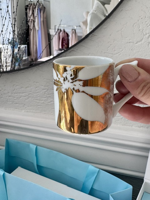 toth bori, designer, mei collection, porcelan, hollohazi, porcelan manufaktura, kollekcio, divattervezo, hazai, egyuttmukodés, ruzs es mas