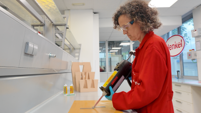henkel, loctite, sagrada familia, ragasztasi technologia, ragasztott elemek, ruzs es mas