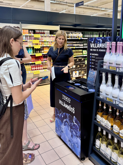 tesco, budaors, budaorsi tesco, megujul, kenyelmi szolgaltatas, ruzs es mas, megnyito, hipermarket